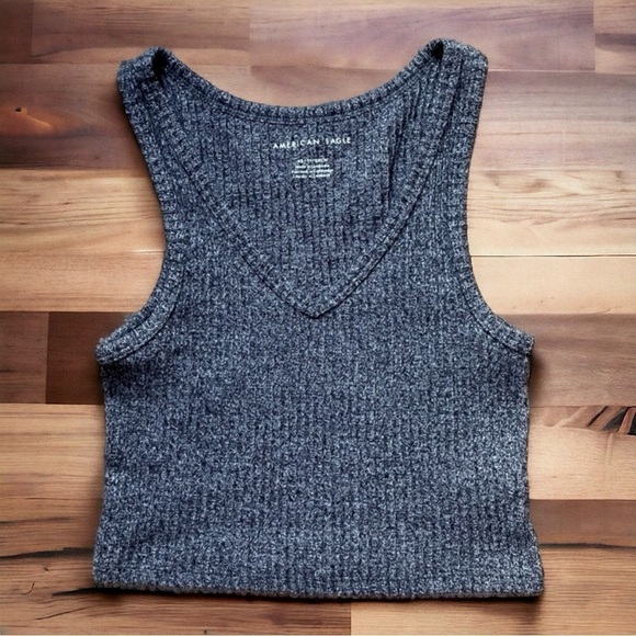 American Eagle Outfitters Tops - American Eagle Soft Gray Ribbed Plush V-Neck Cropped Tank Top